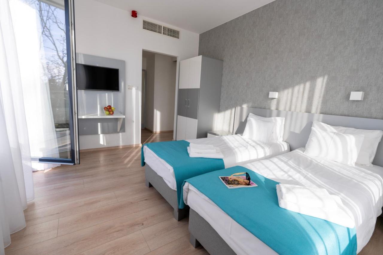 Zamardi Tok Otel Dış mekan fotoğraf