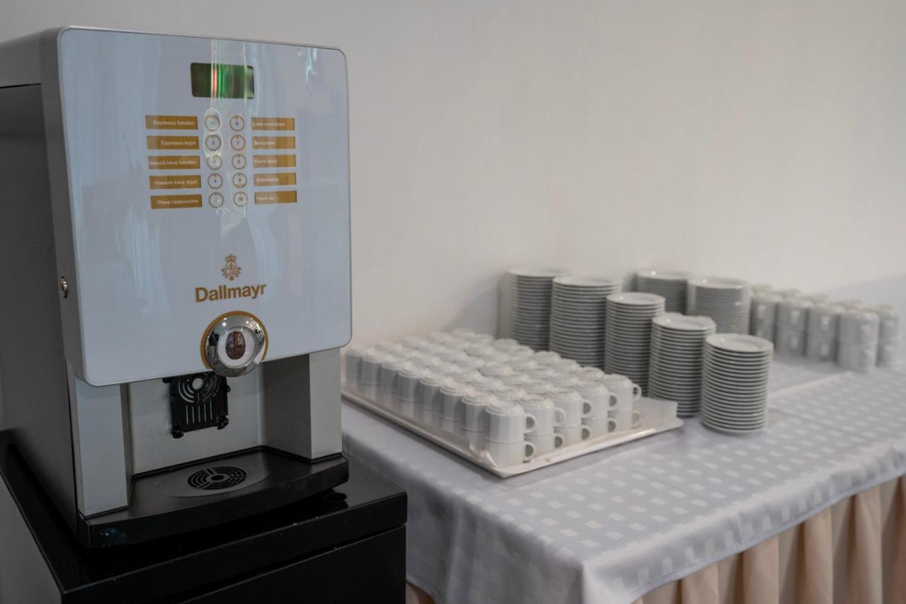 Zamardi Tok Otel Dış mekan fotoğraf