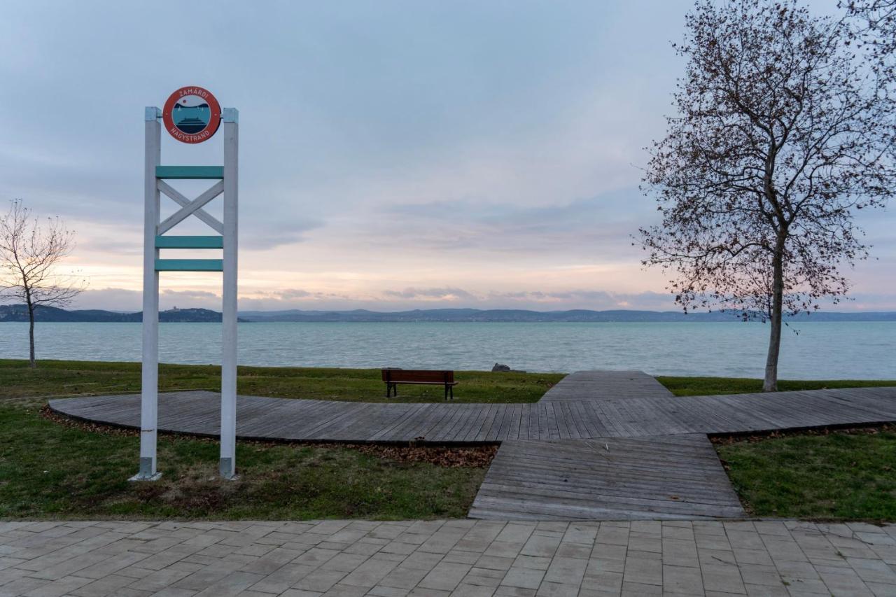Zamardi Tok Otel Dış mekan fotoğraf